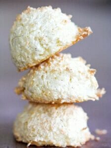 cropped-Coconut-Macaroons-5.jpg