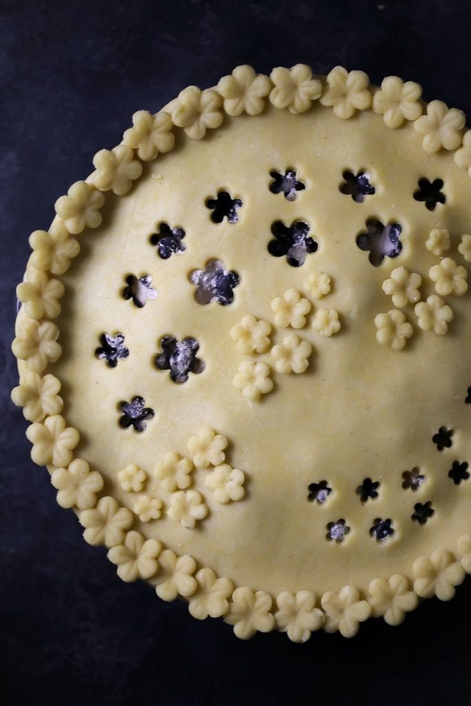 Blueberry Pie with Cornmeal Crust