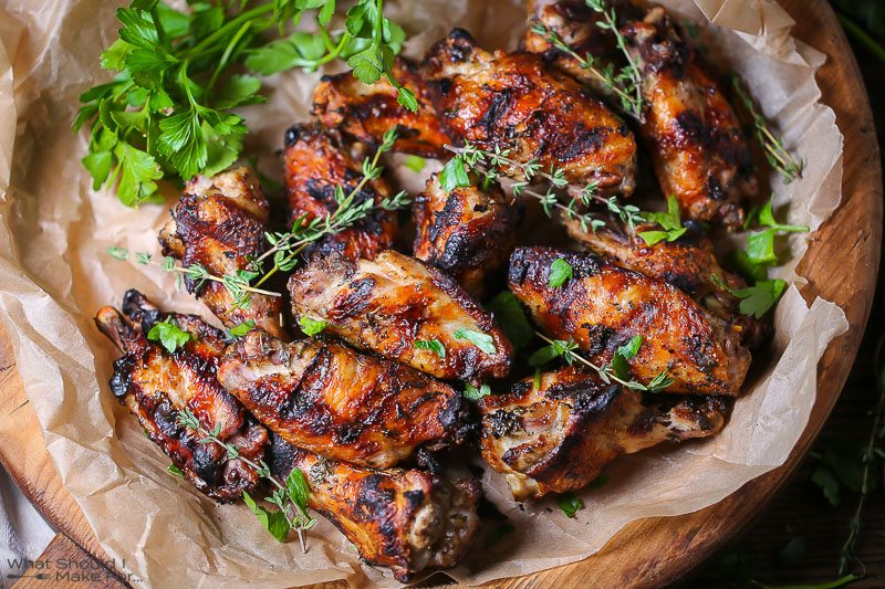Garlic and Herb Marinated Grilled Chicken Wings